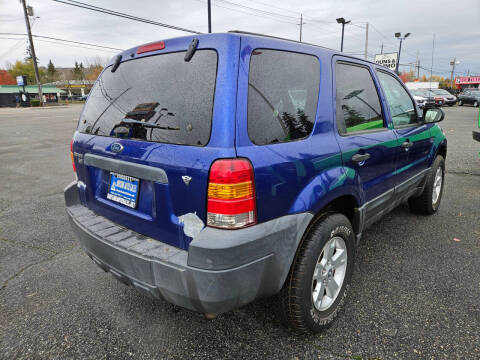 2005 Ford Escape XLT