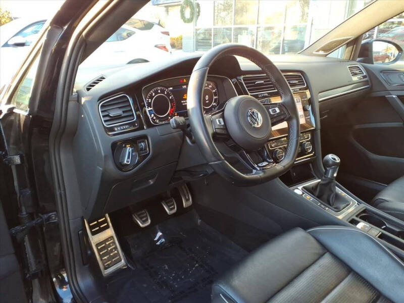 2019 Volkswagen Golf R 4Motion