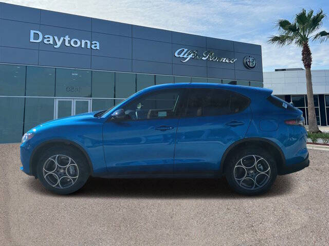 2025 Alfa Romeo Stelvio