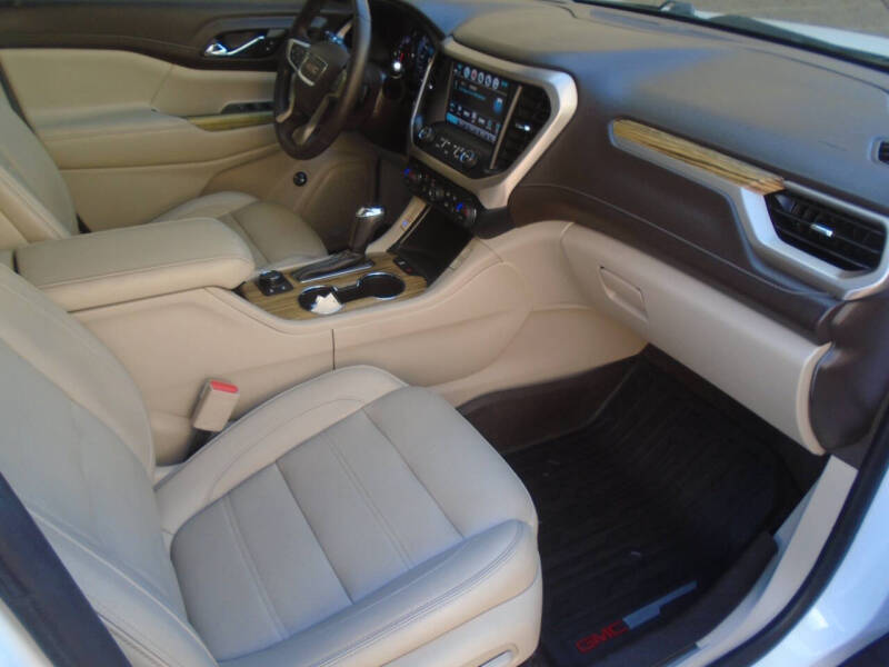 2019 GMC Acadia Denali