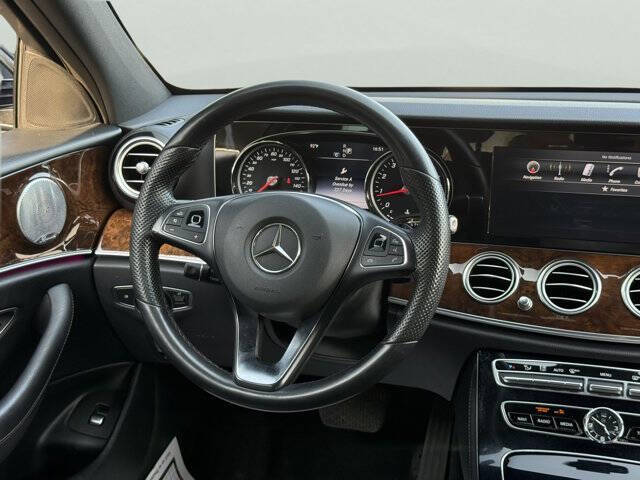 2017 Mercedes-Benz E-Class E 300 4MATIC