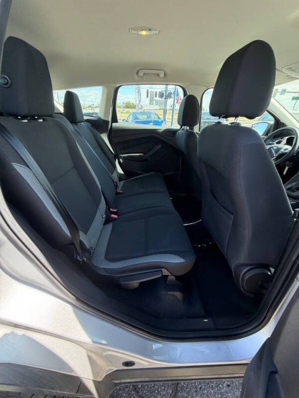 2016 Ford Escape S