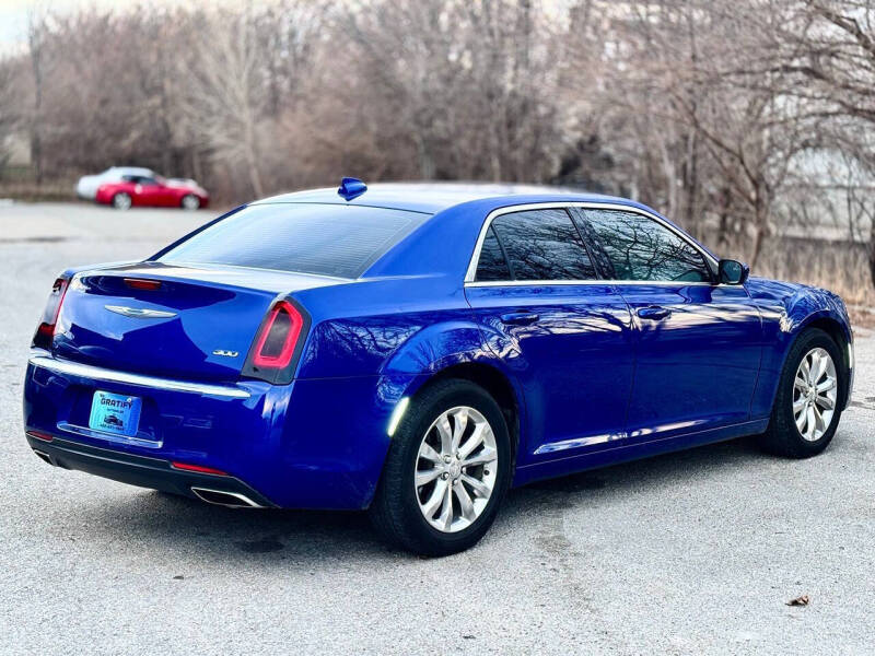 2018 Chrysler 300 Touring