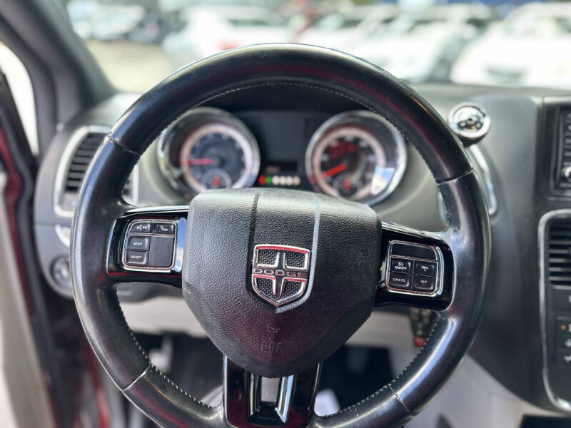 2018 Dodge Grand Caravan SXT - Photo 13