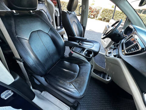2019 Chrysler Pacifica Touring L
