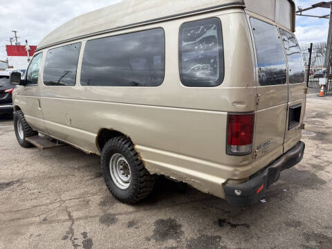 2009 Ford E-Series E-350 SD XLT