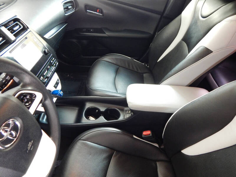 2017 Toyota Prius Two