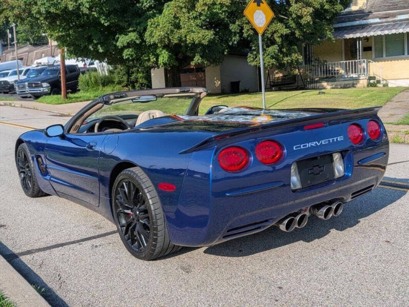 2004 Chevrolet Corvette