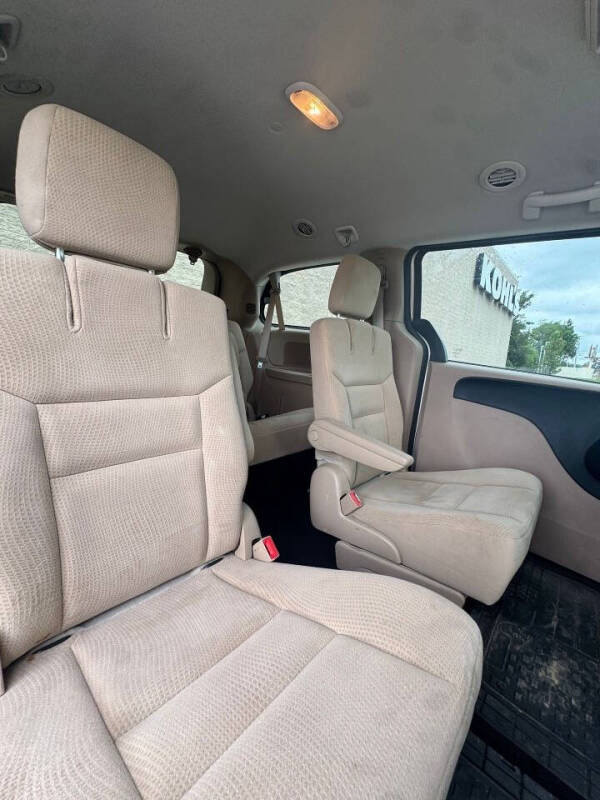 2015 Dodge Grand Caravan American Value Package