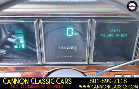 1984 Lincoln Town Car Signature