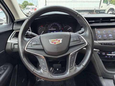 2019 Cadillac XT5 Luxury