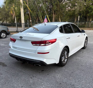 2020 Kia Optima LX