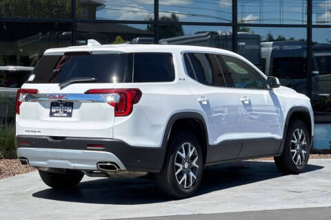 2023 GMC Acadia SLE