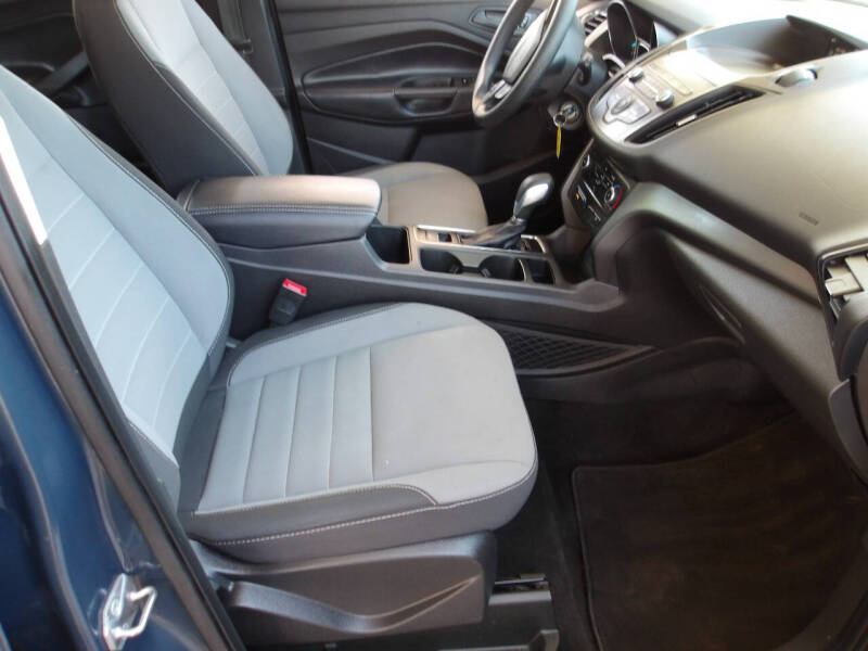 2019 Ford Escape S