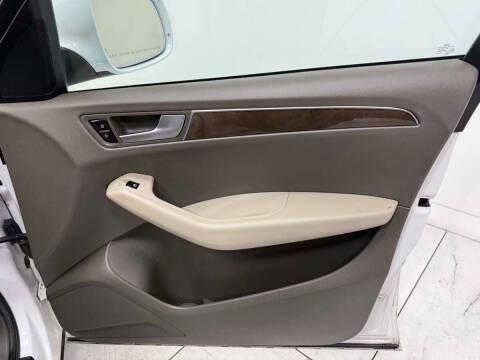 2011 Audi Q5 2.0T quattro Premium Plus