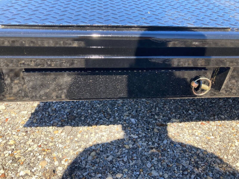 2024 Top Hat 83” x 22’ Car Hauler