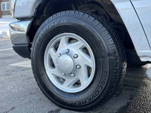 2013 Ford E-Series E-250