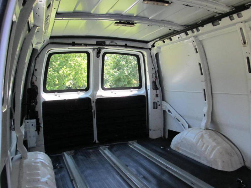 2022 GMC Savana 3500