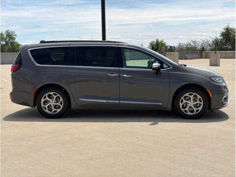 2023 Chrysler Pacifica Limited