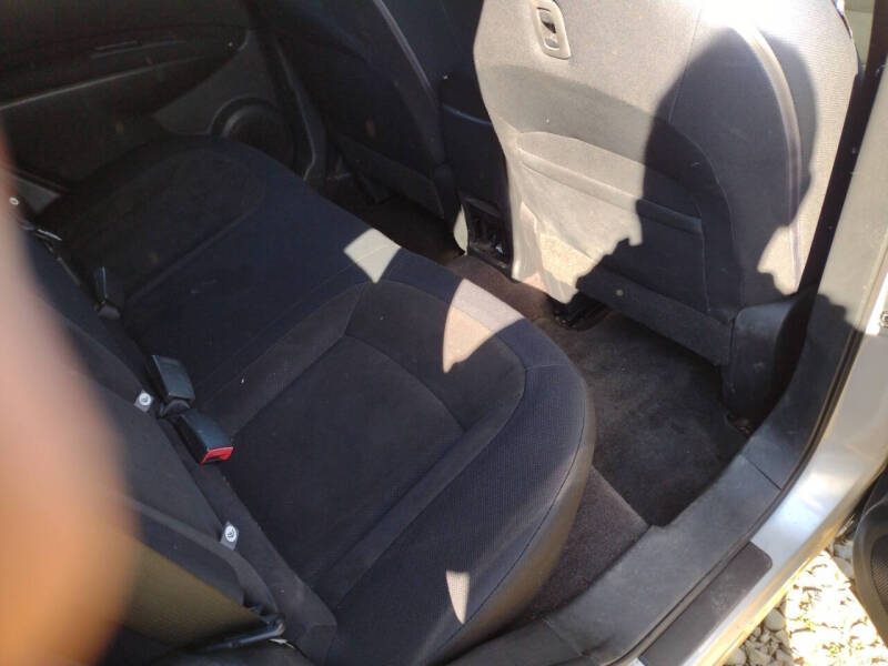 2009 Nissan Rogue S