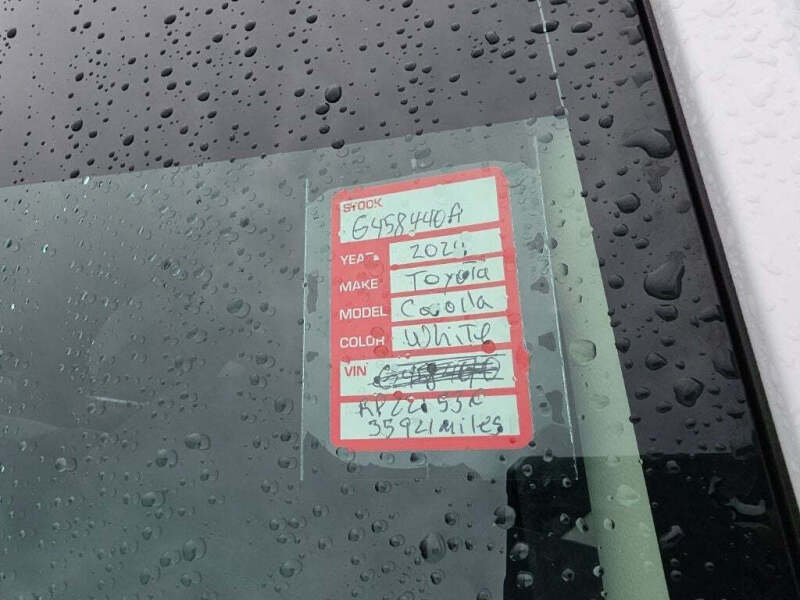 2024 Toyota Corolla LE