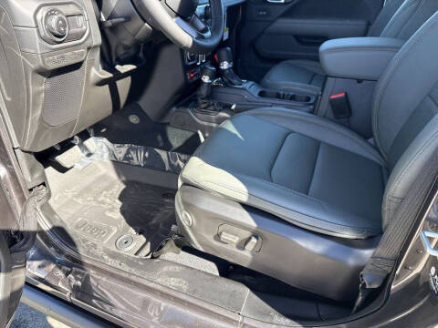 2026 Jeep Gladiator Mojave X