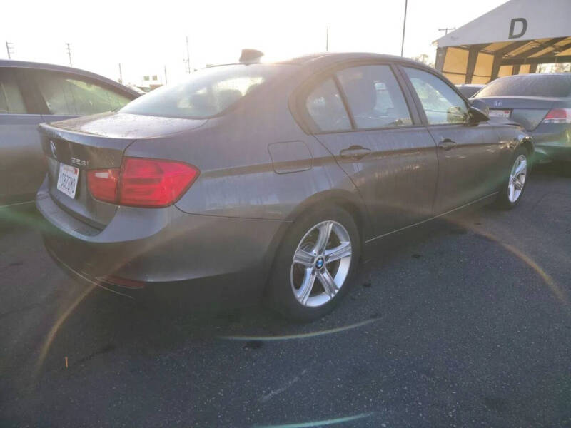 2014 BMW 3 Series 328i