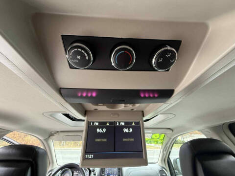 2016 Chrysler Town and Country Touring-L