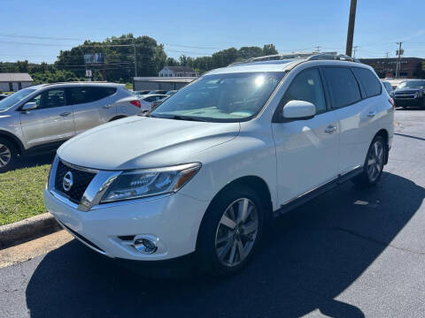 2015 Nissan Pathfinder Platinum