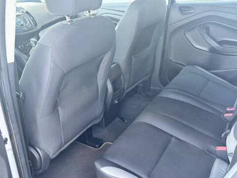 2015 Ford Escape S
