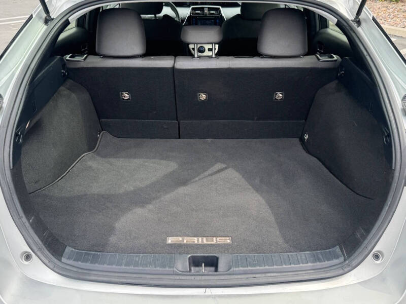 2016 Toyota Prius Two