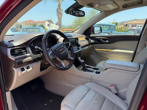 2017 GMC Acadia Denali