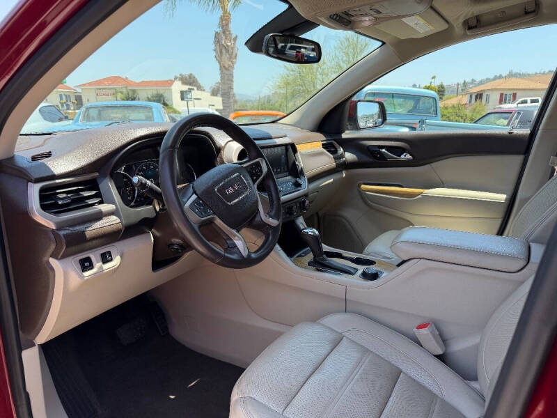 2017 GMC Acadia Denali