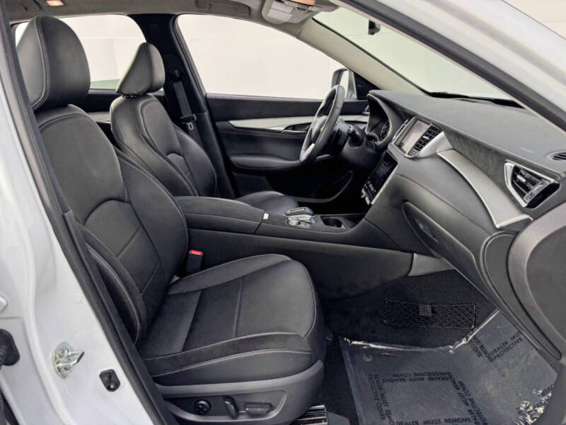 2023 Infiniti QX50 Sensory