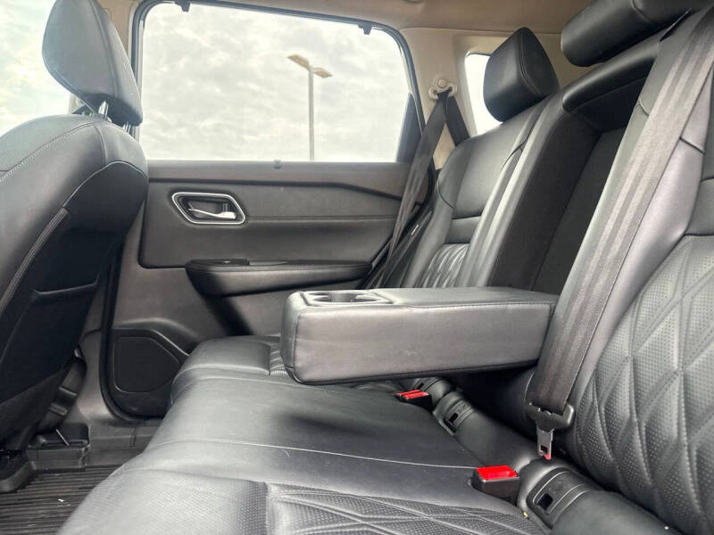 2022 Nissan Rogue Platinum