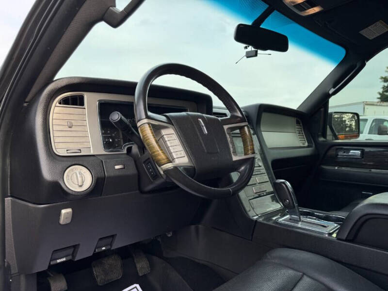 2010 Lincoln Navigator