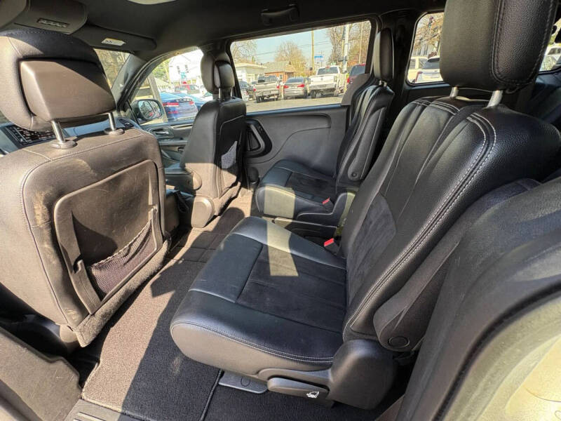 2016 Dodge Grand Caravan