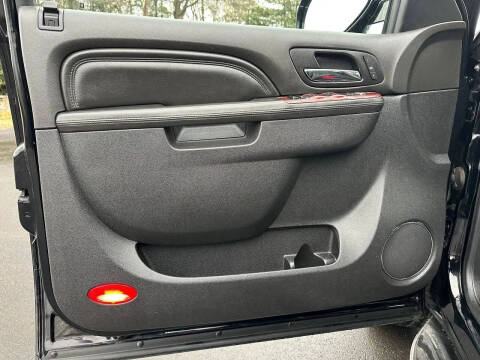 2014 Cadillac Escalade Luxury