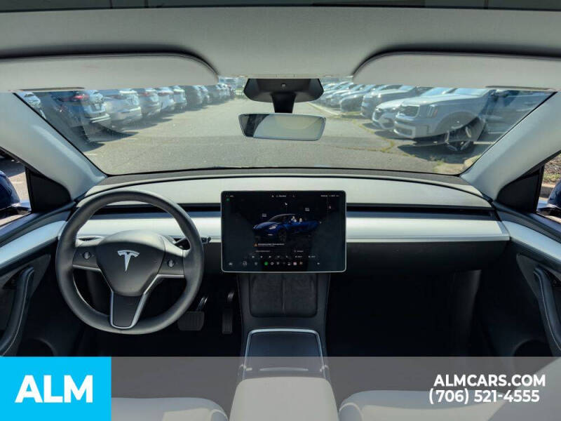 2025 Tesla Model Y Long Range