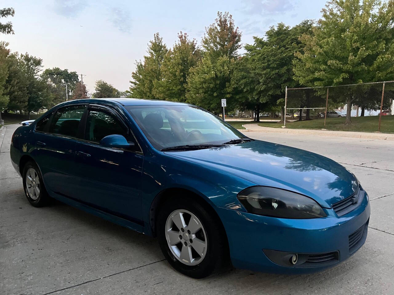 2010 Chevrolet Impala LT 4dr Sedan's photo