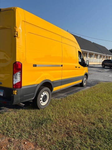 2021 Ford Transit 250