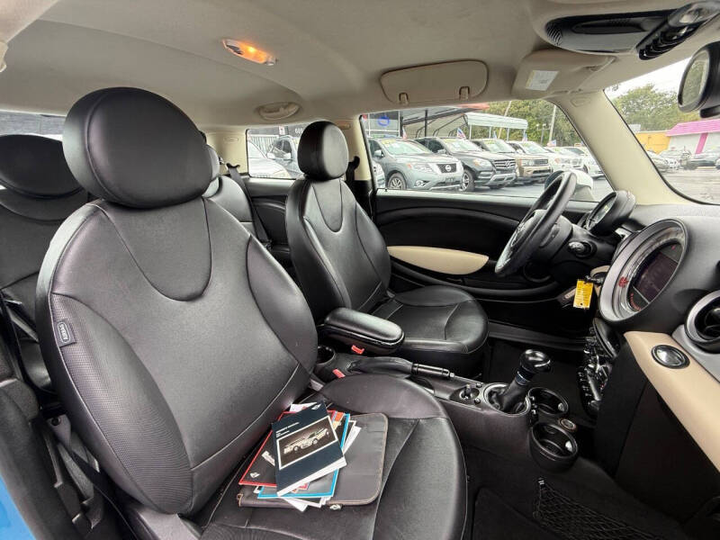 2013 MINI Hardtop Cooper