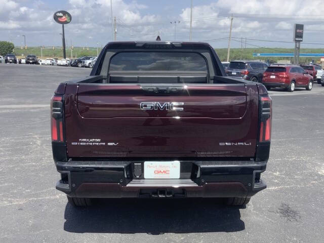 2025 GMC Sierra EV Denali