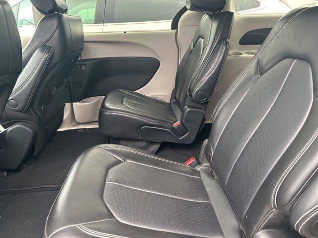 2024 Chrysler Pacifica Touring L - Photo 41
