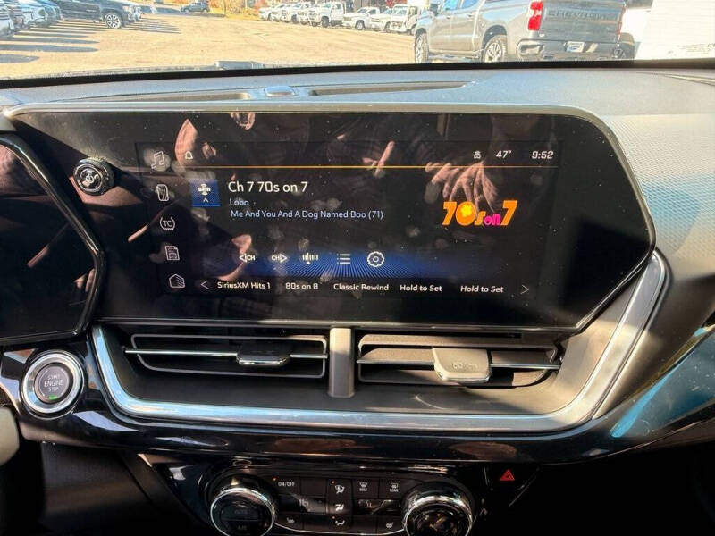 2024 Chevrolet Trax RS