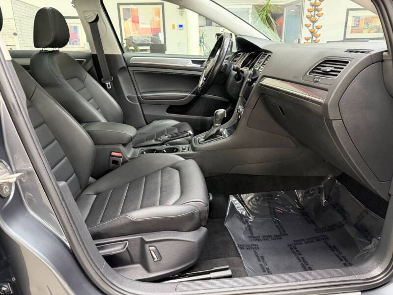 2018 Volkswagen Golf Alltrack