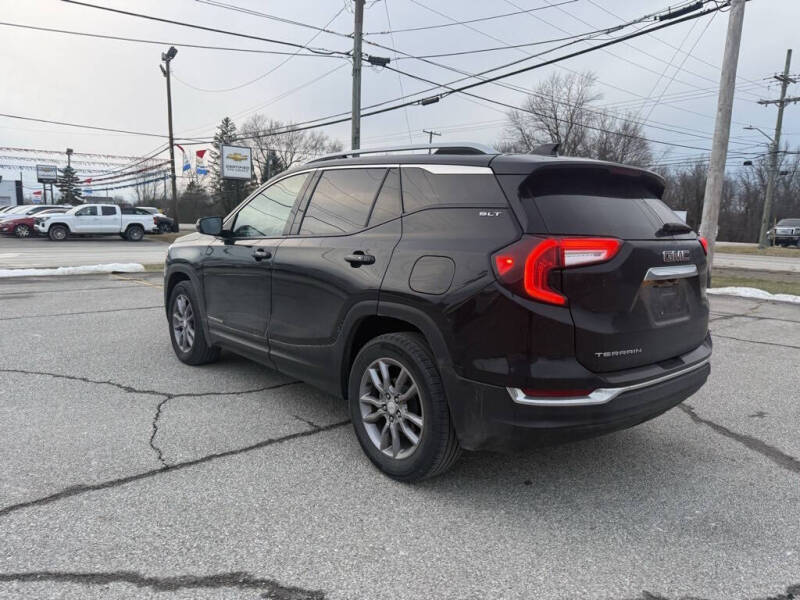 2023 GMC Terrain SLT