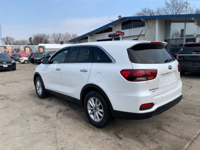 2019 Kia Sorento LX