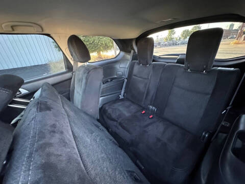 2015 Nissan Pathfinder S