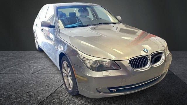 2009 BMW 5 Series 528i xDrive